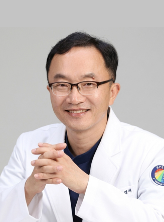 원장 정성헌 사진